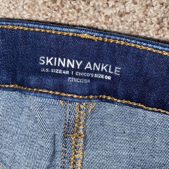 Chico’s Ankle Jeans - Size 0 = 4 - Picture 3 of 4